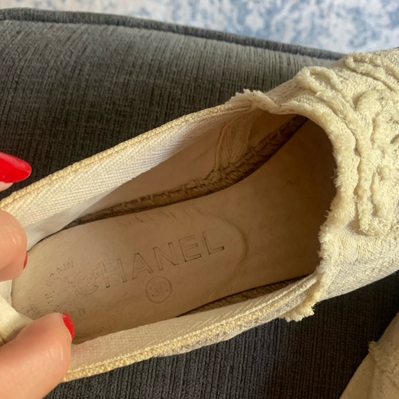 Chanel - Picture 6 of 6